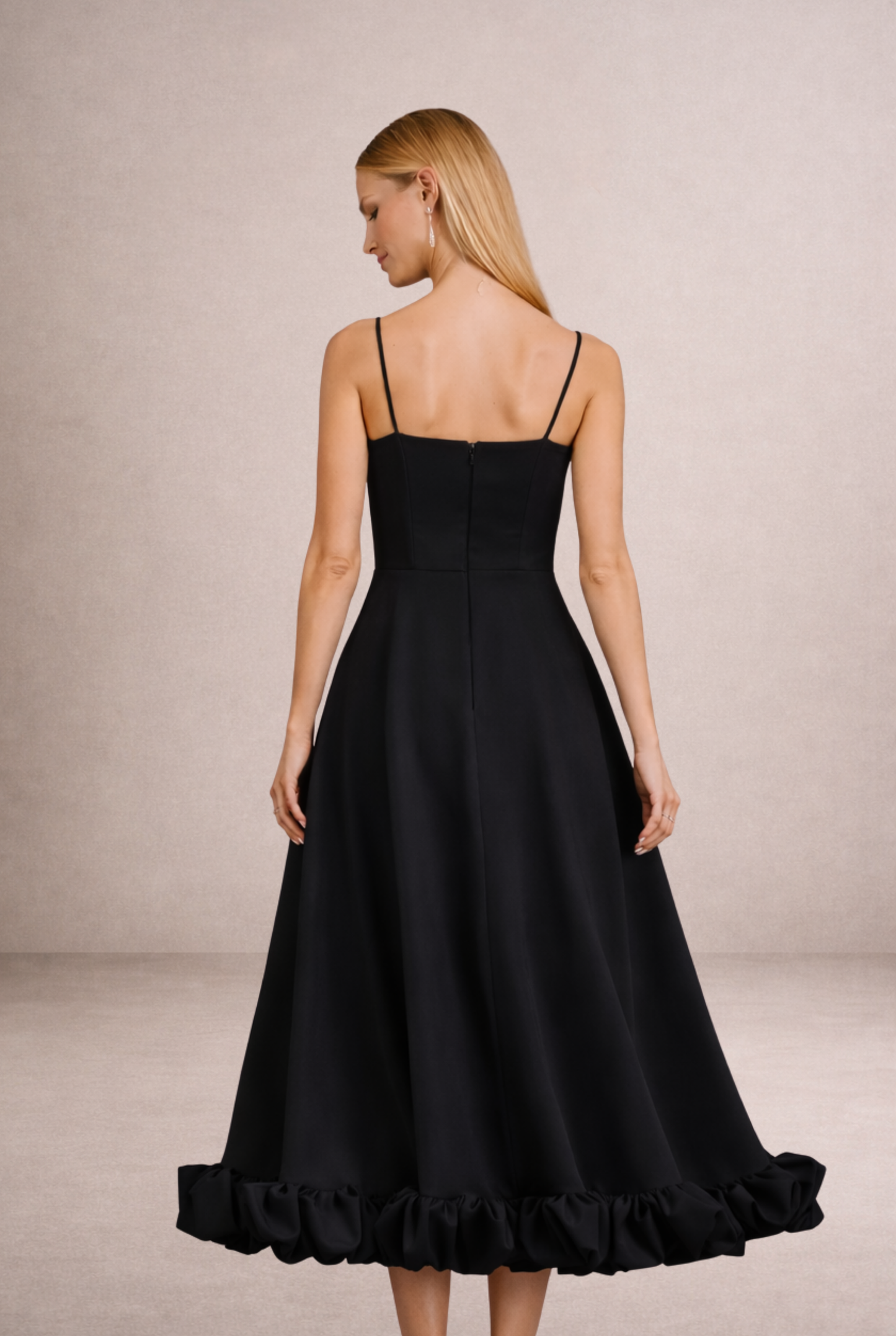 İnce Askılı Volan Detaylı Midi Davet Elbisesi