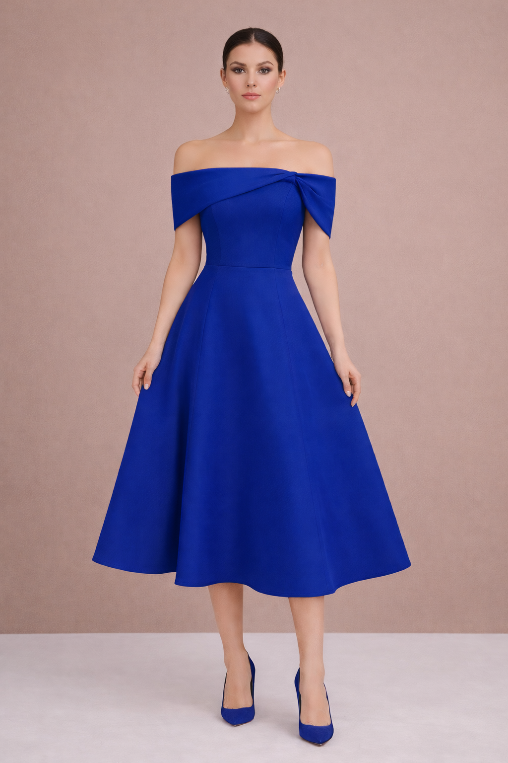 Madonna Yaka Midi Boy Elbise