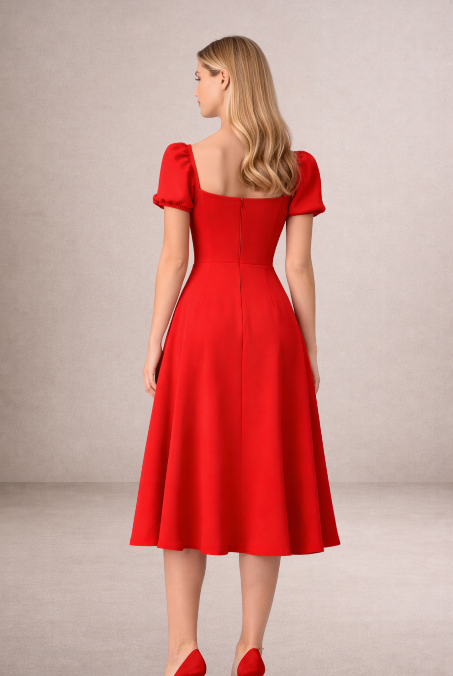 Kare Yaka Balon Kollu Yırtmaçlı Midi Elbise