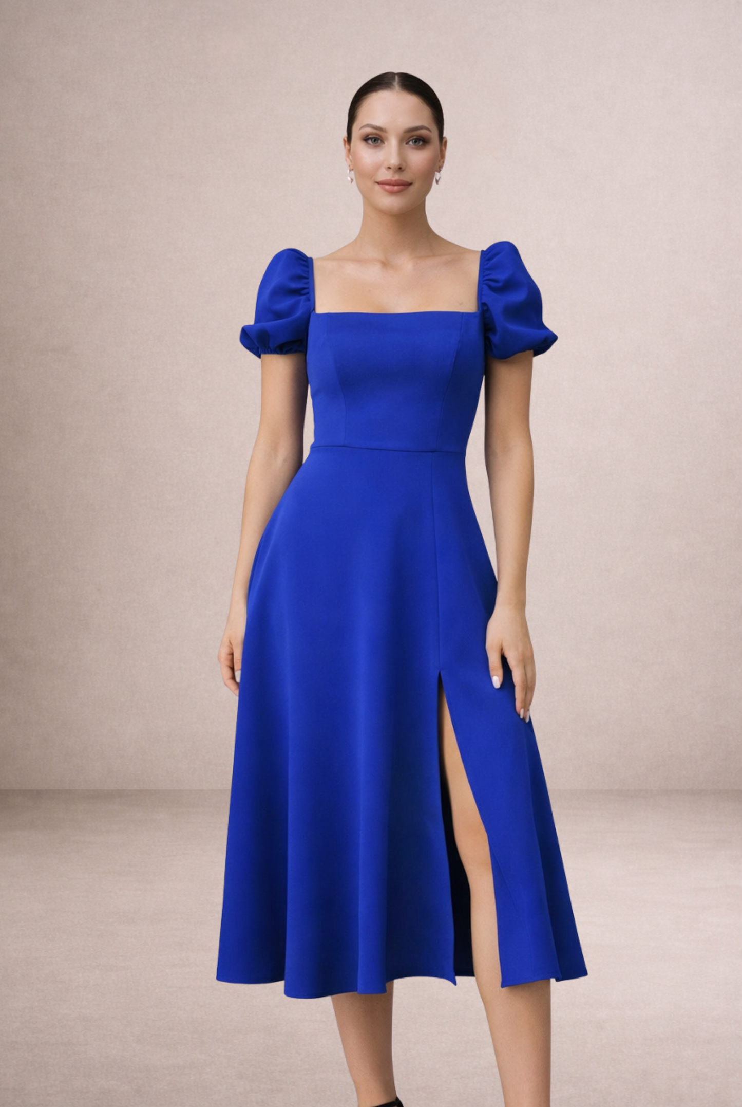 Kare Yaka Balon Kollu Yırtmaçlı Midi Elbise