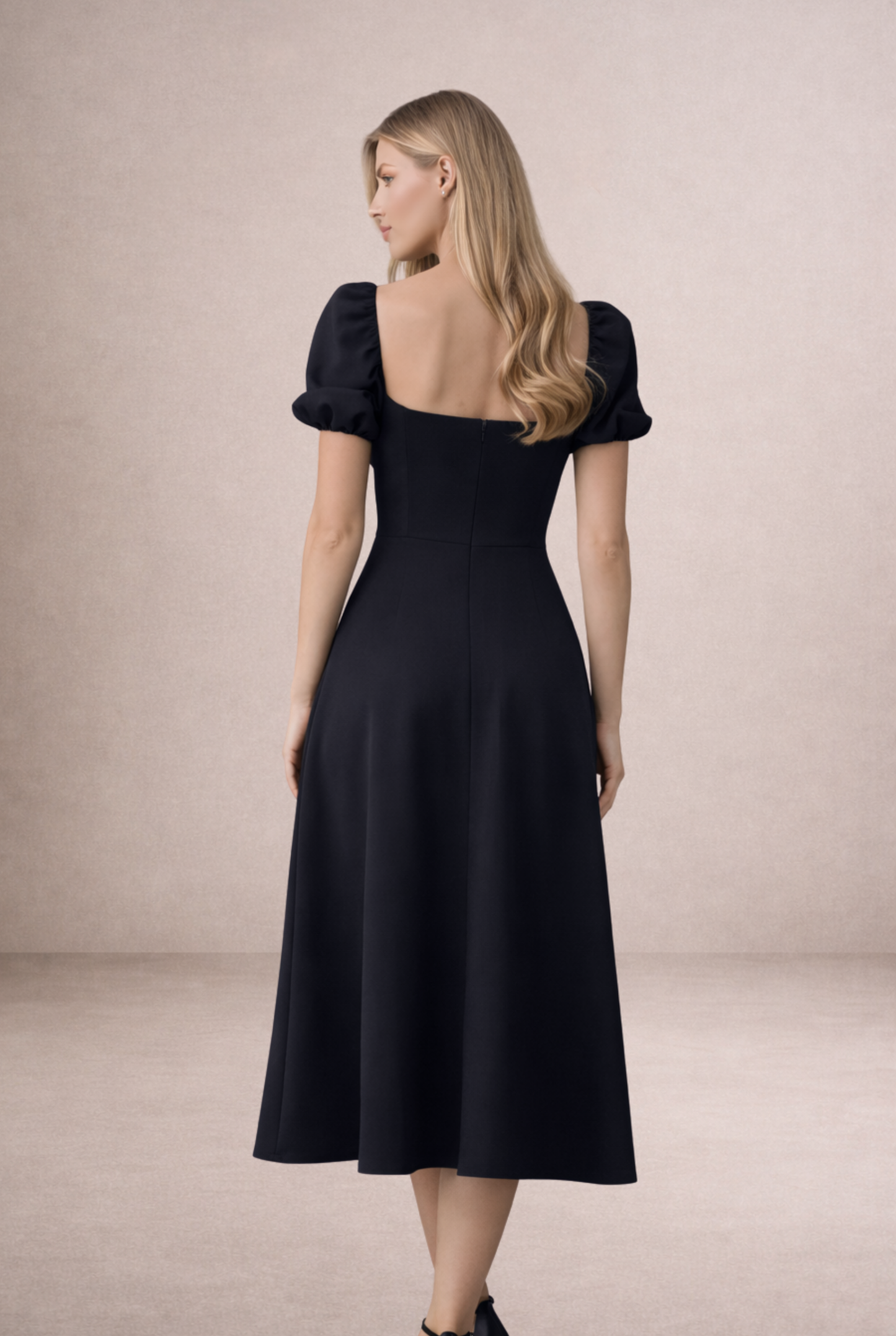 Kare Yaka Balon Kollu Yırtmaçlı Midi Elbise