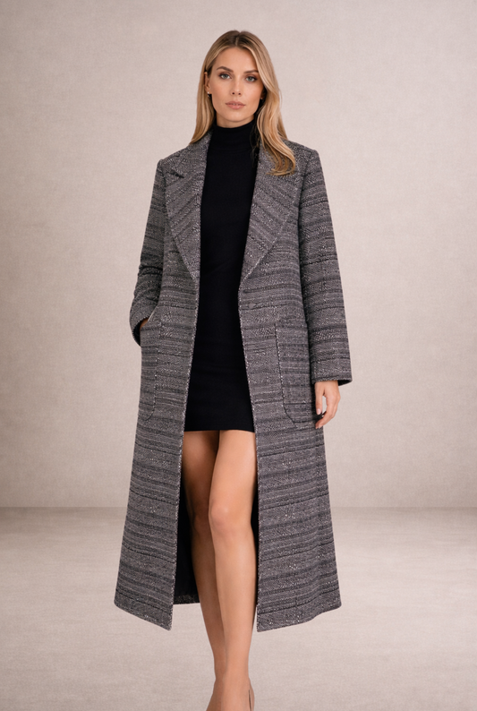 Balıksırtı Desenli Uzun Kadın Kaban